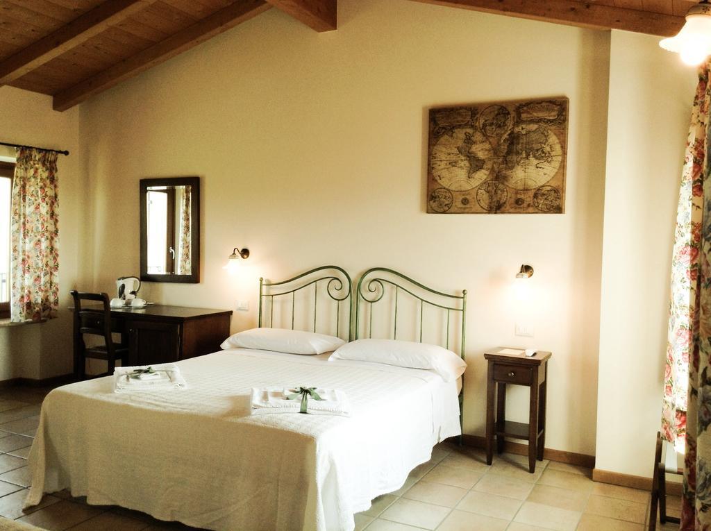 Agriturismo Anna Caterina Hotel Castelnuovo del Garda Kamer foto